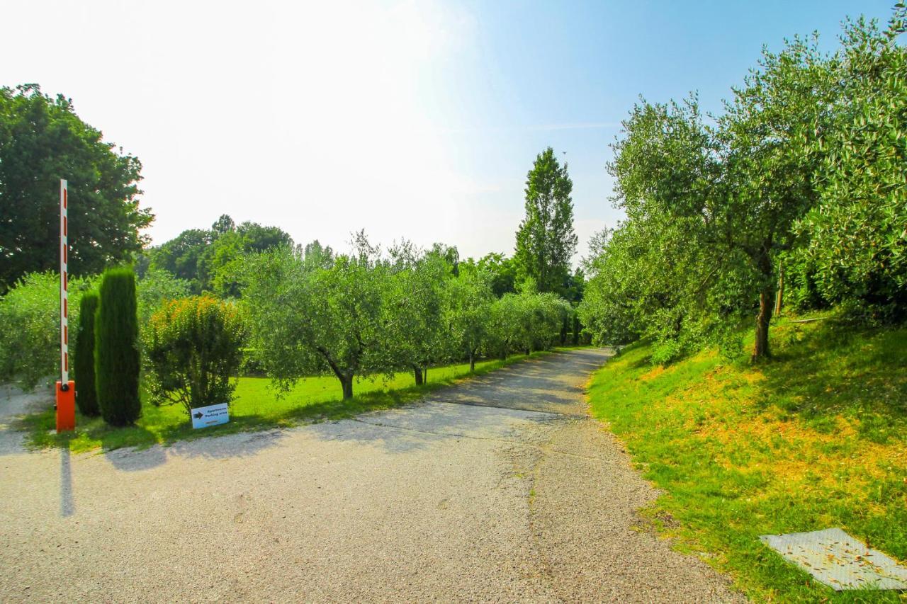 Lake & Country Holidays Villa Bussolengo Exterior photo